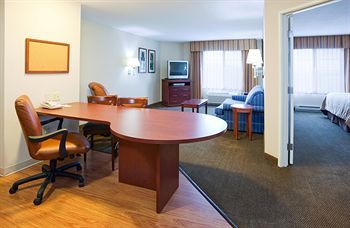 Hotel Candlewood Suites Fitchburg