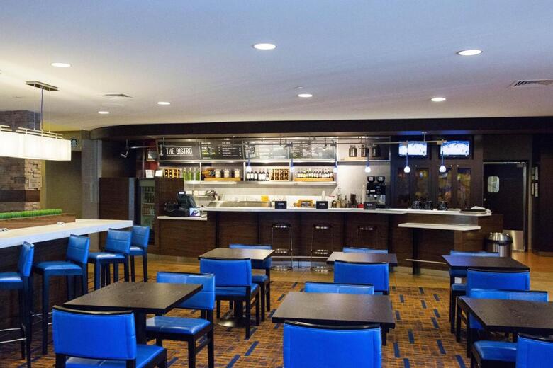 Hotel Courtyard By Marriott Madison-east