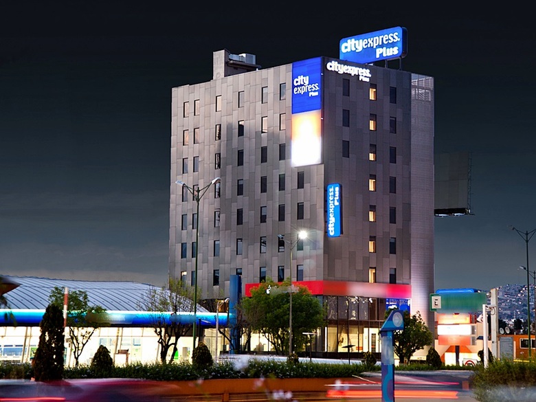 Hotel City Express Plus Satelite