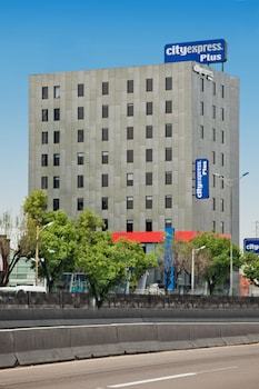 Hotel City Express Plus Satelite