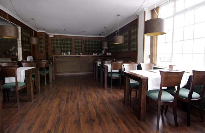 Hotel As Areas II