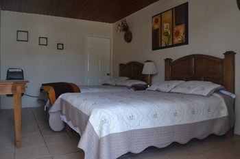 Hotel Dona Crucita