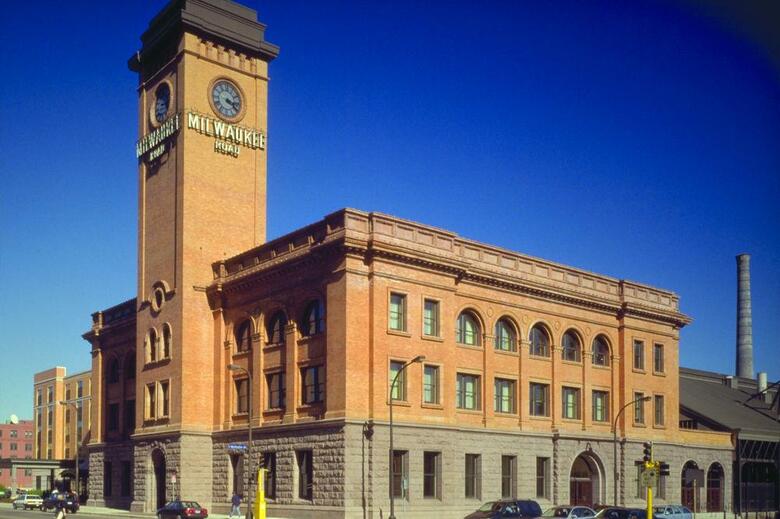 The Depot Renaissance Minneapolis Hotel