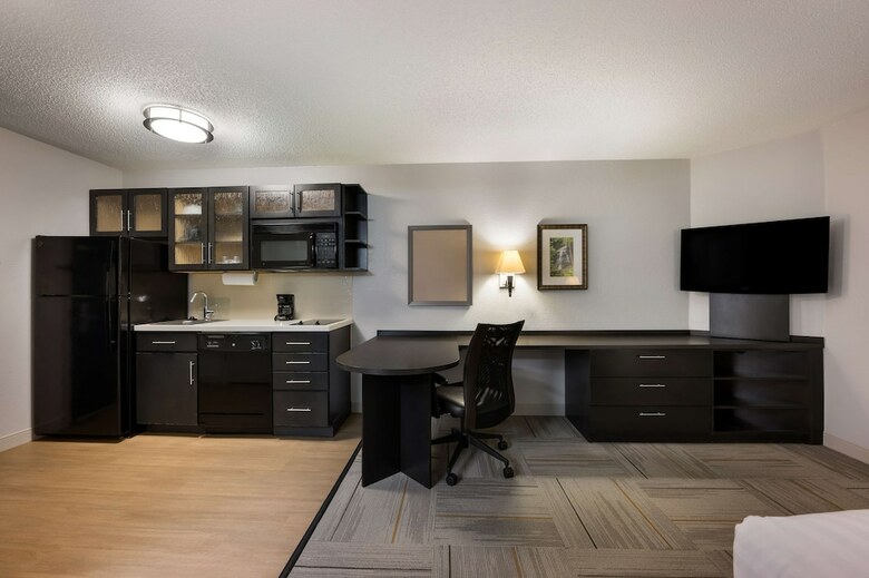 Hotel Candlewood Suites Huntsville