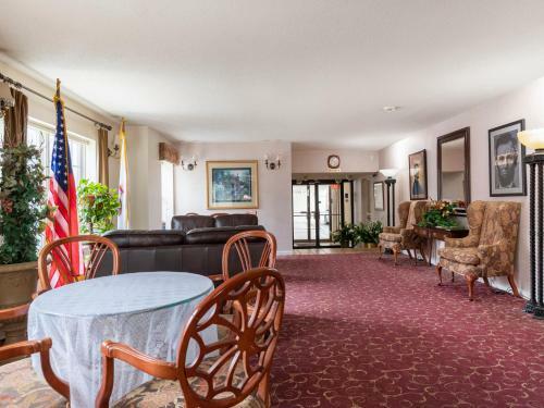 Hotel Mansion View Inn & Suites