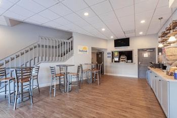 Hotel Westfield Inn & Suites