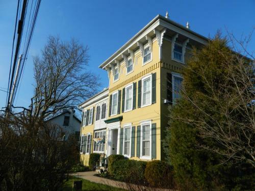 Ej Bowman House Bed & Breakfast