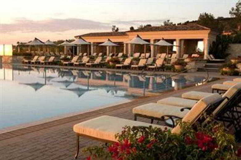 Hotel Resort At Pelican Hill