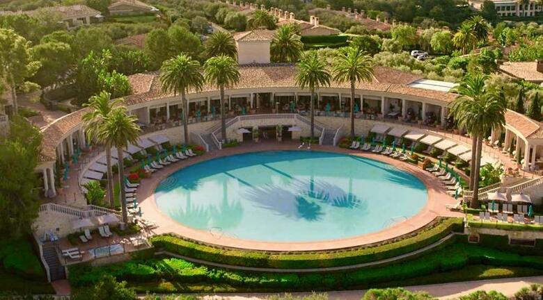 Hotel Resort At Pelican Hill