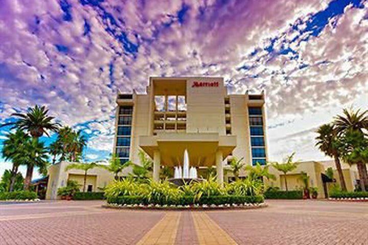 Newport Beach Marriott Hotel & Spa