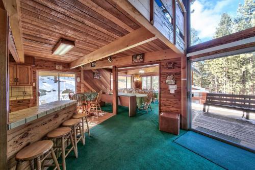 Hodge Podge Lodge By Tahoe Management Services