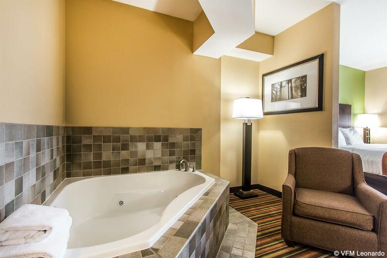 Hotel Comfort Suites Jackson