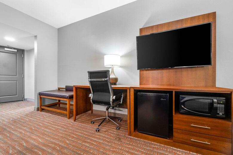 Hotel Comfort Suites Jackson