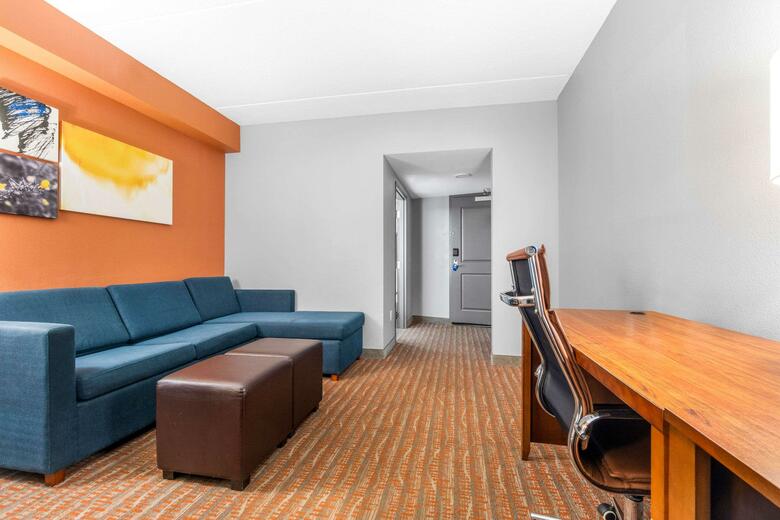 Hotel Comfort Suites Jackson
