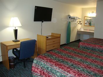 Hotel Econo Lodge Inn And Suites - Jackson