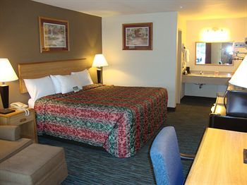 Hotel Econo Lodge Inn And Suites - Jackson