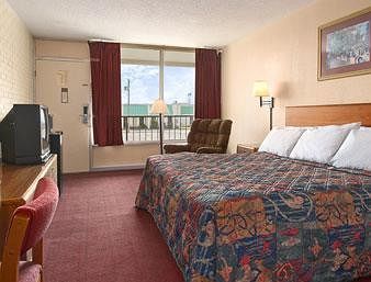 Hotel Econo Lodge Inn And Suites - Jackson