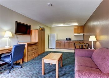 Hotel Econo Lodge Inn And Suites - Jackson