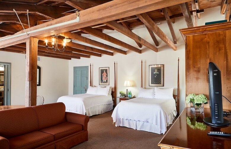 Hotel The Historic Brookstown Inn