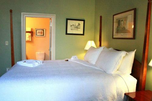 Hotel The Historic Brookstown Inn