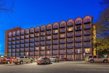Hotel Hawthorne Inn & Conference Center
