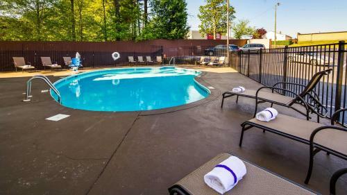 Hotel Best Western Plus Hanes Mall