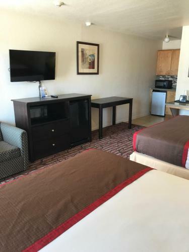 Motel High Five Inn