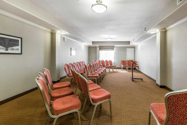 Hotel Sleep Inn & Suites Bush Intercontinental - Iah East