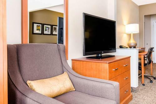 Hotel Comfort Suites Normal