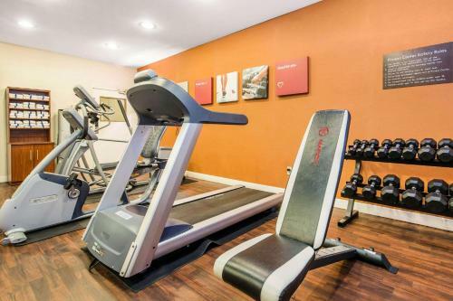 Hotel Comfort Suites Normal
