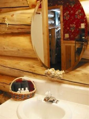 Lodge Hibernation Station