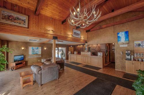 Motel Brandin' Iron Inn