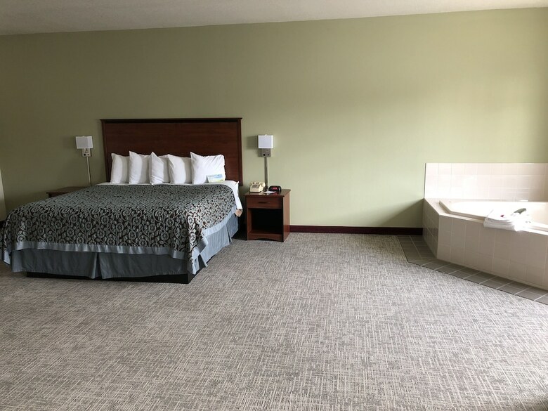 Yellowstone West Gate Hotel