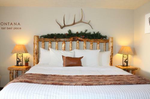 Evergreen Motel