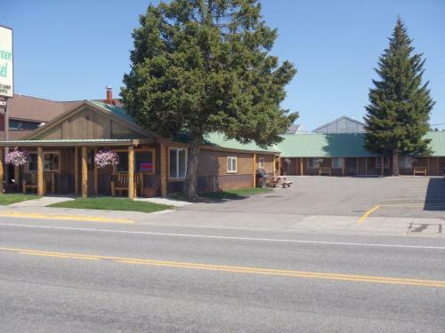 Evergreen Motel