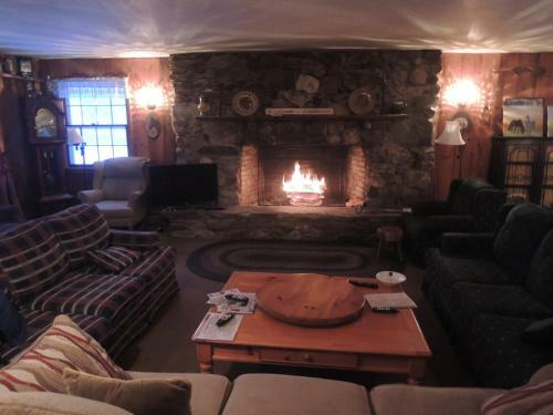 Turn Of The River Lodge
