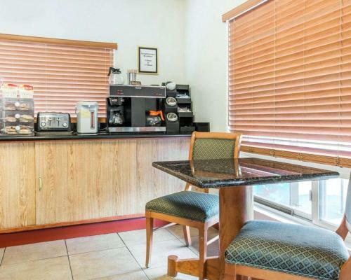 Hotel Rodeway Inn Newport