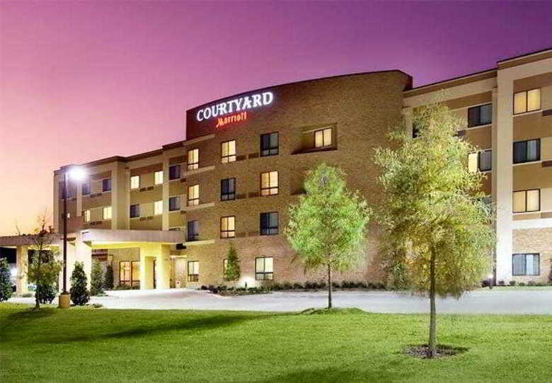 Hotel Courtyard By Marriott Wichita Falls