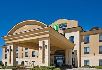 Holiday Inn Express Hotel & Suites Wichita Falls