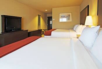 Holiday Inn Express Hotel & Suites Wichita Falls