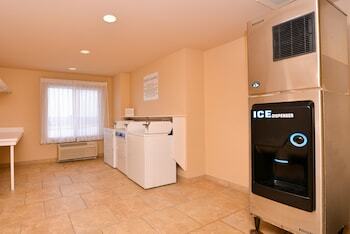 Holiday Inn Express Hotel & Suites Wichita Falls