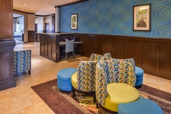 Holiday Inn Express Hotel & Suites Wichita Falls