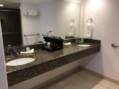 Hotel Dolphin Key Resort - Cape Coral