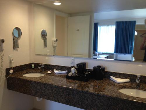 Hotel Dolphin Key Resort - Cape Coral