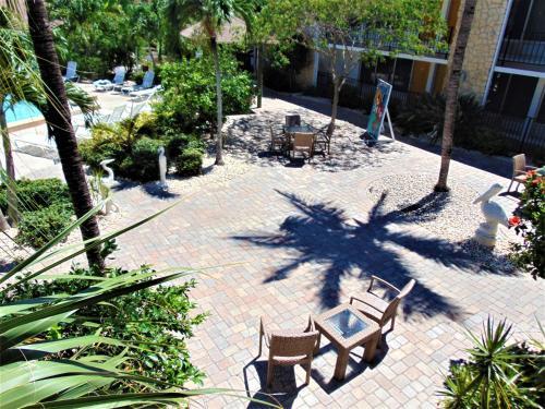 Hotel Dolphin Key Resort - Cape Coral