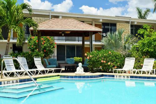 Hotel Dolphin Key Resort - Cape Coral