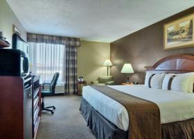 Clarion Hotel