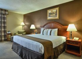 Clarion Hotel