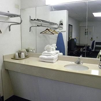 Motel Guest Inn Rogers