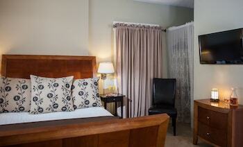 Bed & Breakfast Craftsman Inn